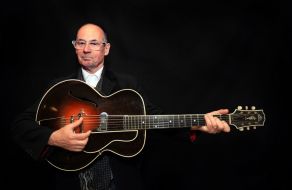 Andy Fairweather Low