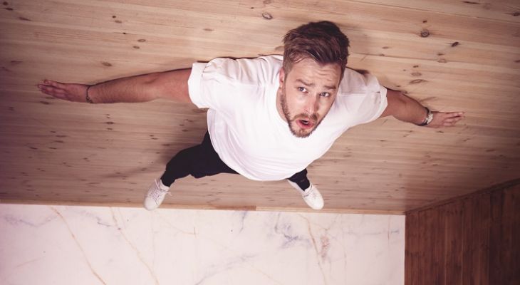 Iain Stirling