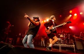 LiveWire: Tribute to AC/DC