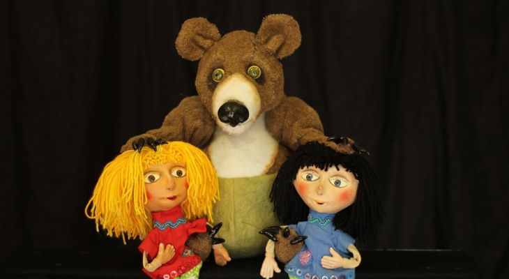 Theatre of Widdershins: Snow White Rose Red Bear Brown